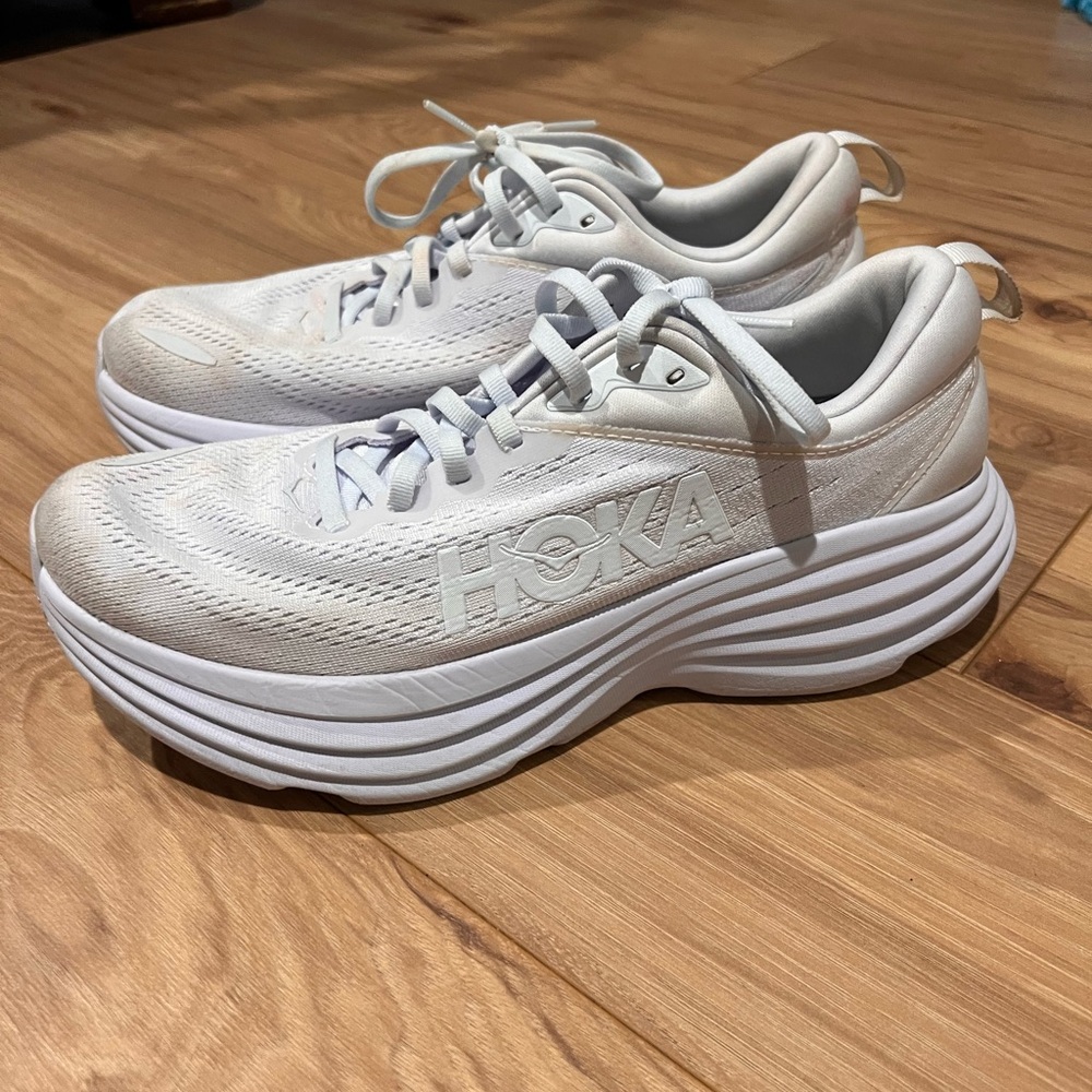 Hoka Bondi 8 Running Sneakers Womens 9 B Shoes Multicolor Light Purple Marks